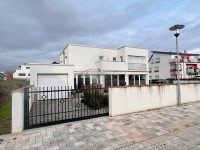 Bild (0fb0f35504ed91df3c86931d00799a6f): Attraktives, repr�sentatives Architektenhaus als Energieeffizienzhaus in Top Lage von Kelsterbach
