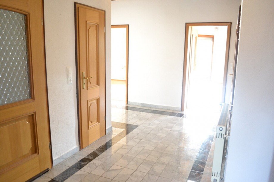 Flur Zweifamilienhaus Steinau an der Stra�e