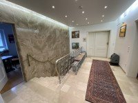 Bild (2ca9fa9bfa010845b59c8ef902c811a7): Villenbungalow mit Schwimmhalle und Einliegerwohnung mit gro�em Grundst�ck