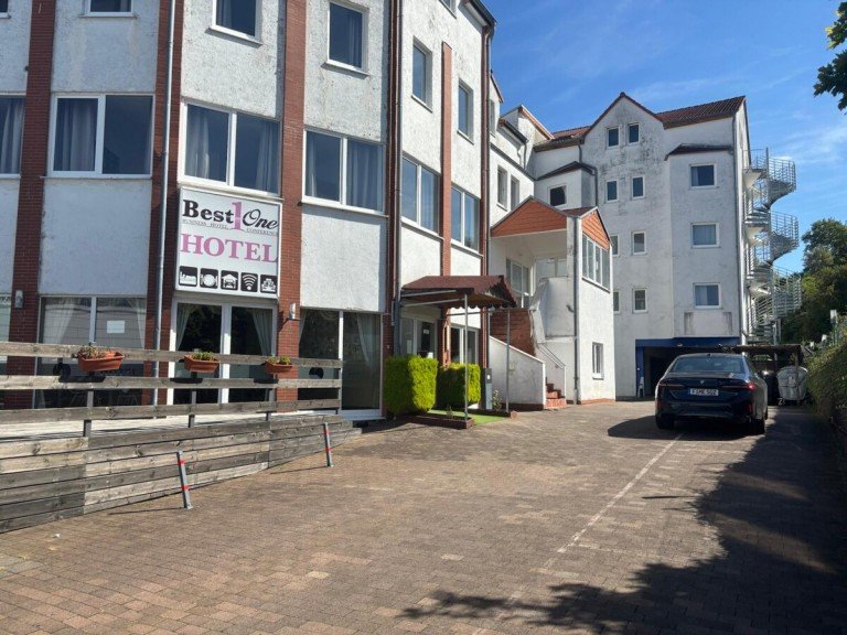 WhatsApp Bild 2025-09-22 um 16.22.47_1aad8414 Ro�dorf Hotels Attraktives Hotel zur Betreiberfreien �bernahme in unmittelbarer N�he zu Darmstadt