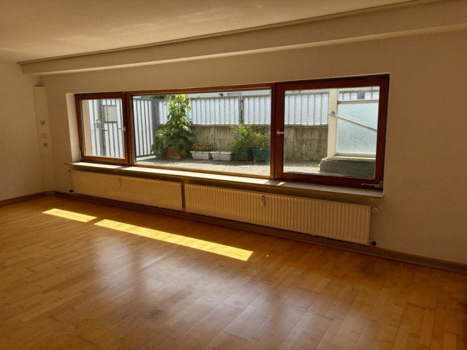 Wohnung Sout. Mehrfamilienhaus Kronberg im Taunus