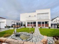 Bild (ec3c29c93976f96d1fcad39e03670522): Attraktives, repr�sentatives Architektenhaus als Energieeffizienzhaus in Top Lage von Kelsterbach